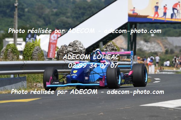 http://v2.adecom-photo.com/images//6.COURSE DE COTE/2022/5_LA_POMMERAYE_2022/BEZINAUD_David/79A_2816.JPG
